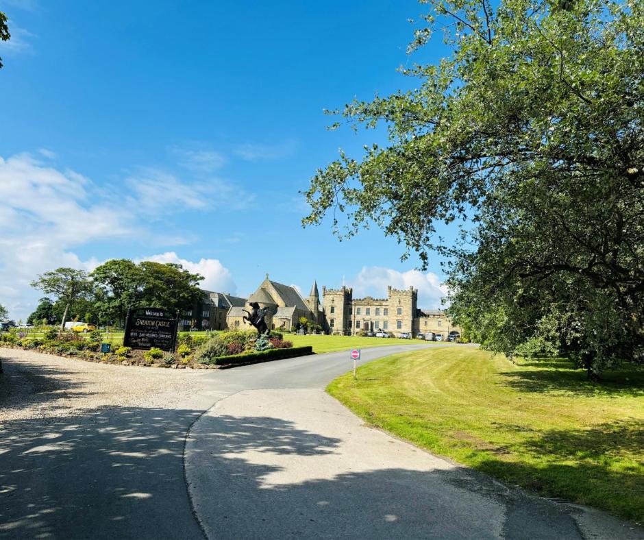 惠特比 Sneaton Castle酒店 外观 照片